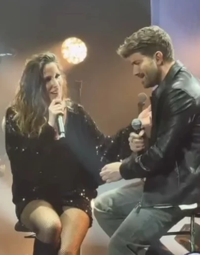 Malú y Pablo Alborán conquistan Madrid al cantar 'Todos los secretos' en Live Las Ventas Malú y Pablo Alborán conquistan Madrid al cantar 'Todos los secretos' en Live Las Ventas
