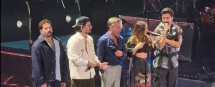 Mau y Ricky, Camilo y Evaluna acompa&ntilde;an a Ricardo Montaner en concierto al cantar juntos 'Am&eacute;n'