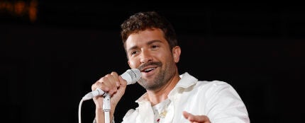 Pablo Albor&aacute;n actuando en la Puerta del Sol de Madrid