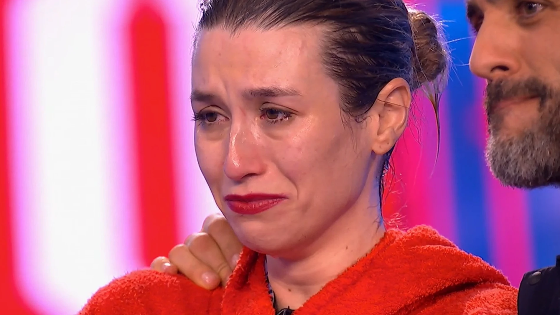 Eva Soriano llora de tristeza tras su apnea en 'El Desafío 6' Eva Soriano llora de tristeza tras su apnea en 'El Desafío 6'