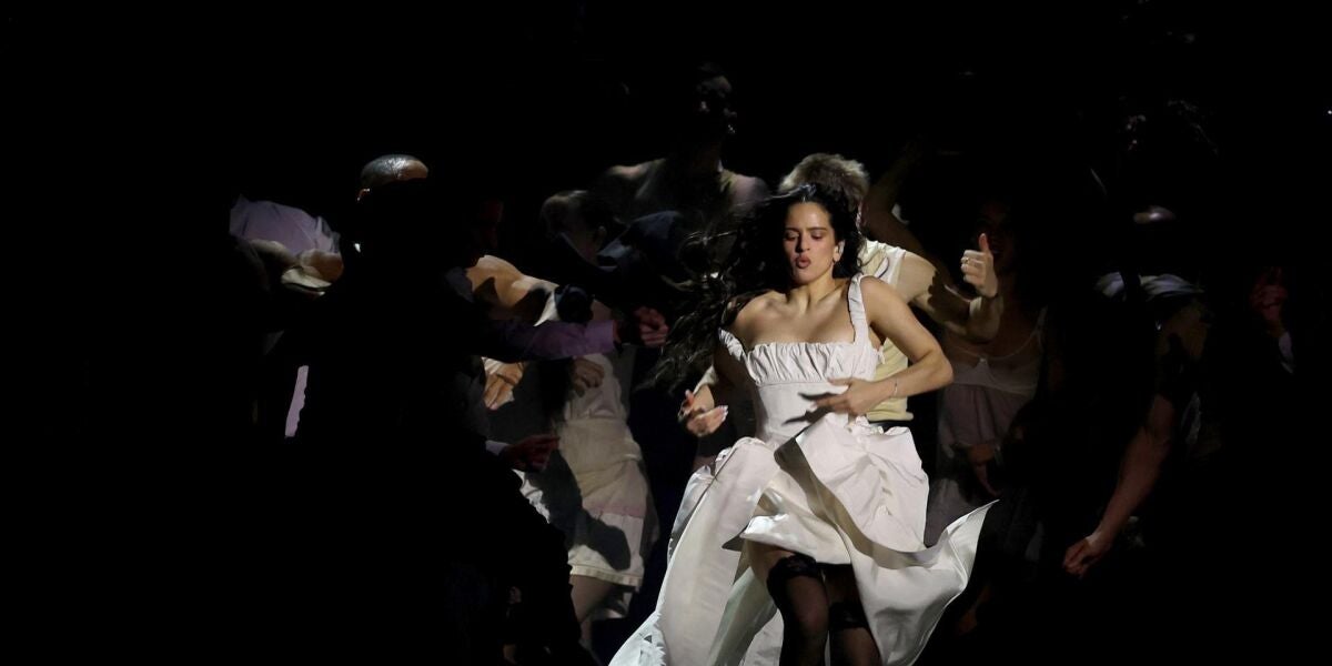 Rosal&iacute;a convirti&oacute; en una fiesta los BRIT Awards con su versi&oacute;n de Berghain