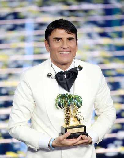 Sal Da Vinci gana Sanremo 2026 con 'Per sempre sì' Sal Da Vinci gana Sanremo 2026 con 'Per sempre sì'