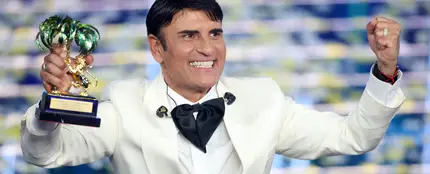 Sal Da Vinci, ganador de Sanremo 2026 con 'Per sempre sì' Sal Da Vinci, ganador de Sanremo 2026 con 'Per sempre sì'