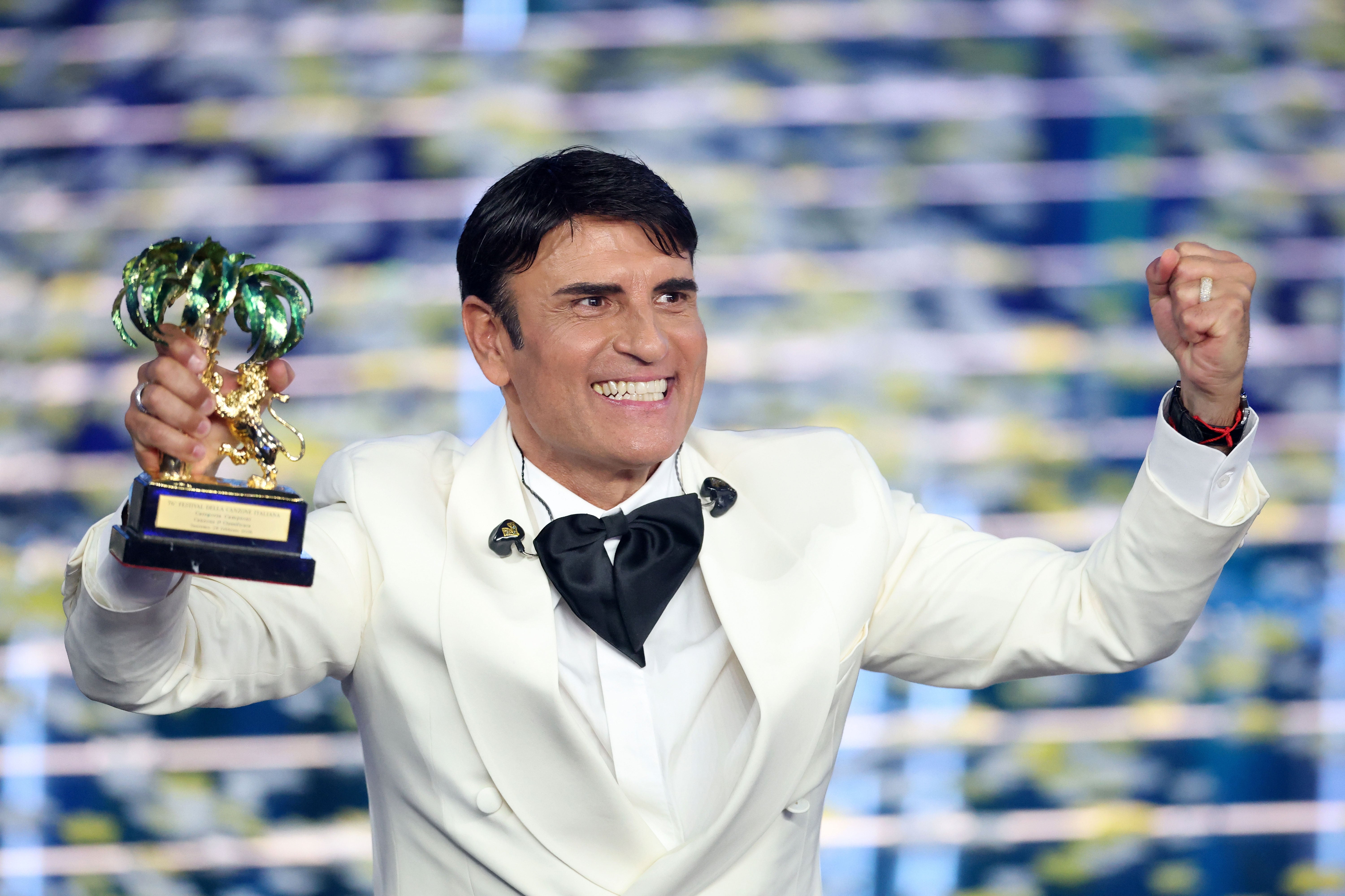 Sal Da Vinci, ganador de Sanremo 2026 con 'Per sempre sì' Sal Da Vinci, ganador de Sanremo 2026 con 'Per sempre sì'