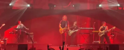 Mikel Izal se despide a lo grande convirtiendo el Movistar Arena de Madrid Mikel Izal se despide a lo grande convirtiendo el Movistar Arena de Madrid