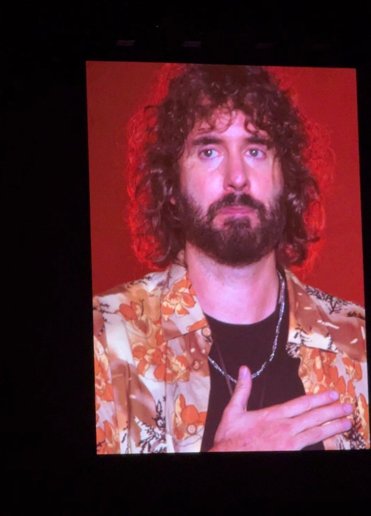 Mikel Izal, emocionado en Madrid en el último concierto de la gira 'El Miedo y el Paraíso' Mikel Izal, emocionado en Madrid en el último concierto de la gira 'El Miedo y el Paraíso'