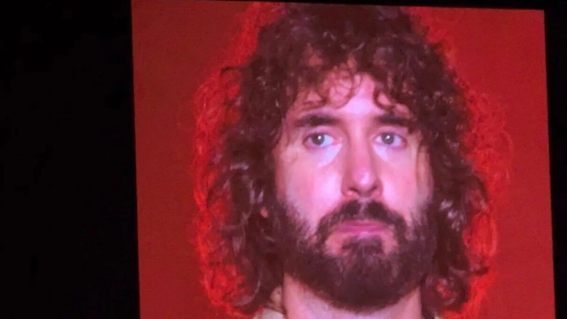 Mikel Izal, emocionado en Madrid en el último concierto de la gira 'El Miedo y el Paraíso' Mikel Izal, emocionado en Madrid en el último concierto de la gira 'El Miedo y el Paraíso'