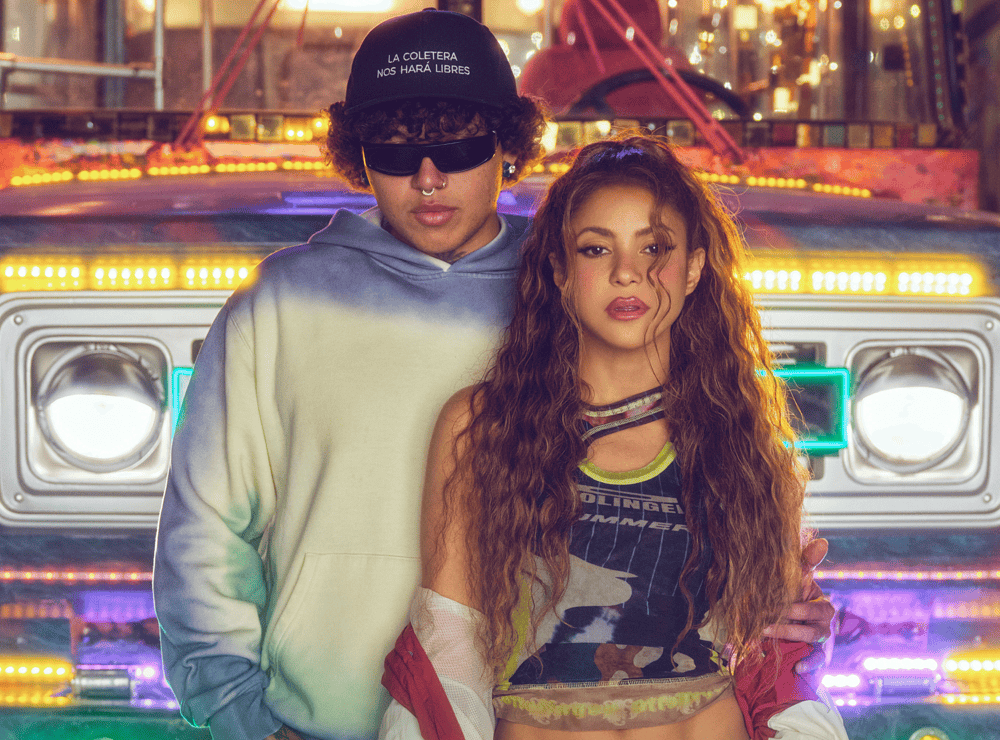 Beéle y Shakira en la portada de 'ALGO TÚ' Beéle y Shakira en la portada de 'ALGO TÚ'