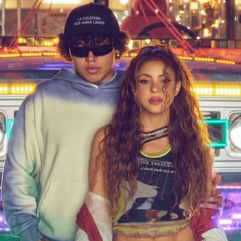 Beéle y Shakira en la portada de 'ALGO TÚ' Beéle y Shakira en la portada de 'ALGO TÚ'