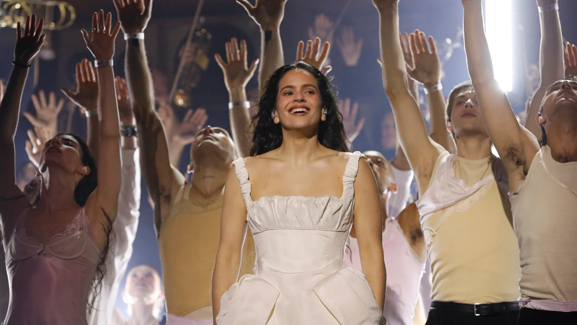 Rosalía, durante su actuación en los BRIT Awards 2026 Rosalía, durante su actuación en los BRIT Awards 2026