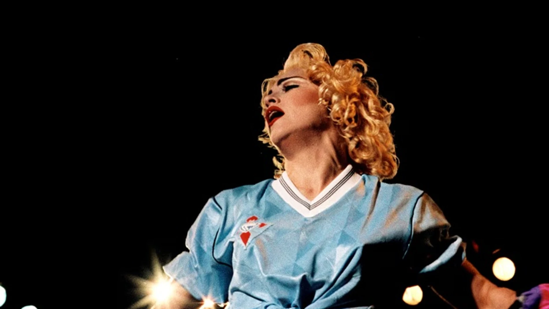 Madonna con una camiseta del Celta Madonna con una camiseta del Celta