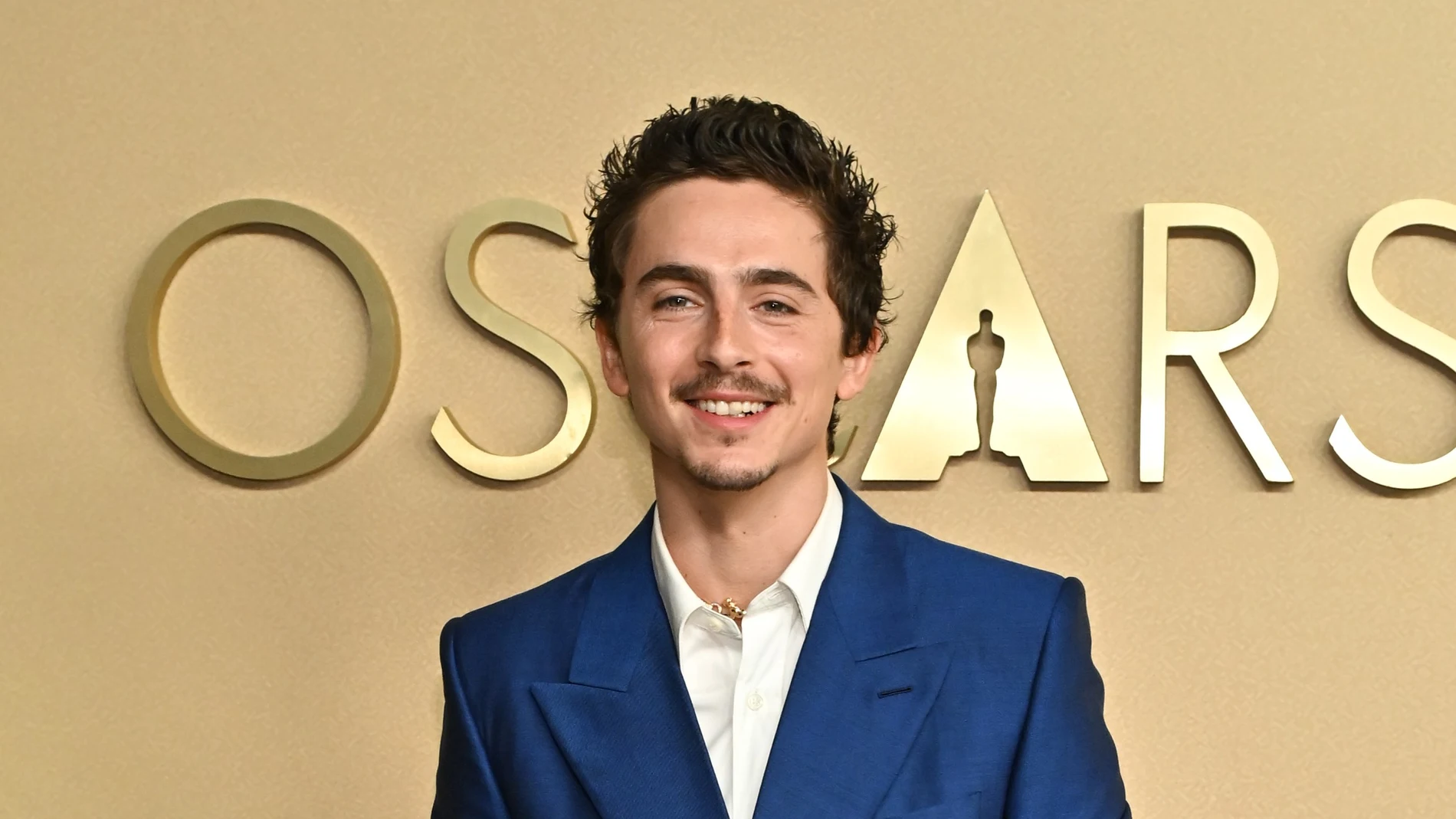 Timothée Chalamet en The Beverly Hilton Timothée Chalamet en The Beverly Hilton