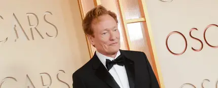 Conan O'Brien en la alfombra roja de los Premios Oscar 2026 Conan O'Brien en la alfombra roja de los Premios Oscar 2026