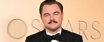 Leonardo DiCaprio en la alfombra roja de los Premios Oscar 2026 Leonardo DiCaprio en la alfombra roja de los Premios Oscar 2026