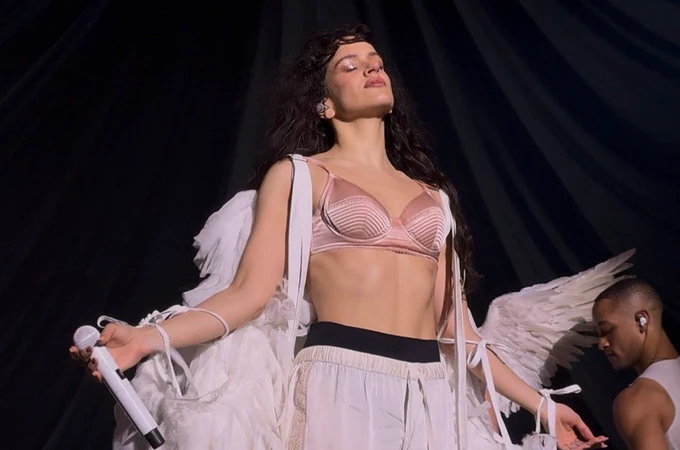 Rosalía en el primer concierto del 'LUX TOUR' en Lyon Rosalía en el primer concierto del 'LUX TOUR' en Lyon