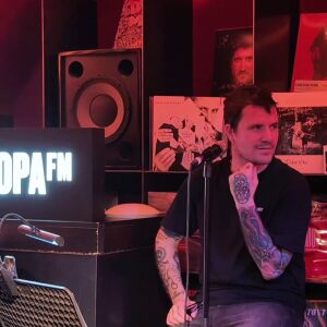 Charla con los fans, sus planes para la pr&oacute;xima gira y m&aacute;s: Dani Mart&iacute;n conquista el Local de Ensayo Europa FM