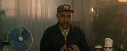 Nil Moliner, en el tráiler de 'Ya no estoy triste' Nil Moliner, en el tráiler de 'Ya no estoy triste'