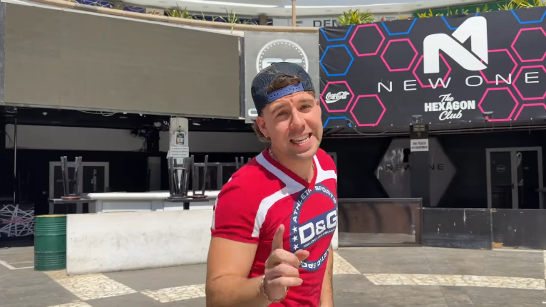 Quevedo en el avance de 'Scandic' Quevedo en el avance de 'Scandic'