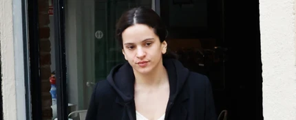 Rosalía, a la salida de un restaurante en Madrid Rosalía, a la salida de un restaurante en Madrid