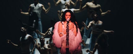 Rosal&iacute;a en el &uacute;ltimo concierto del 'LUX TOUR' en Madrid