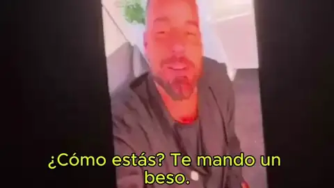 Laura Pausini hace una videollamada con Ricky Martin desde el Movistar Arena de Madrid Laura Pausini hace una videollamada con Ricky Martin desde el Movistar Arena de Madrid