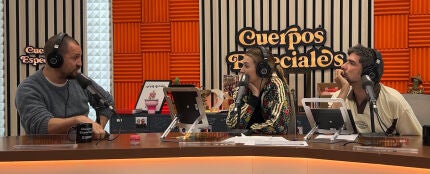 Raúl Arévalo, con Eva Soriano y Nacho García en 'Cuerpos especiales' Raúl Arévalo, con Eva Soriano y Nacho García en 'Cuerpos especiales'