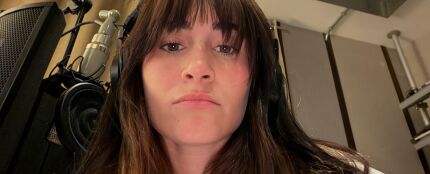 Aitana en el estudio de grabaci&oacute;n