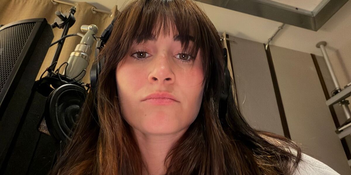 Aitana en el estudio de grabaci&oacute;n