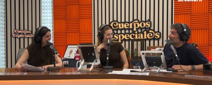 Espido Freire, con Eva Soriano y Nacho Garc&iacute;a en 'Cuerpos especiales'