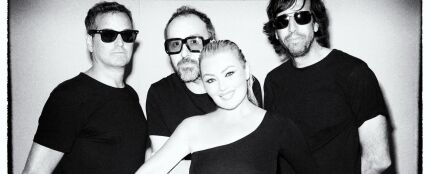 La Oreja de Van Gogh celebrando el 8M