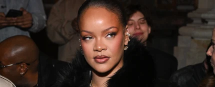 Rihanna en un show de moda en Nueva York Rihanna en un show de moda en Nueva York