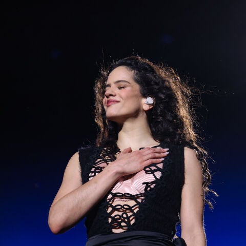 Rosalía en su segundo concierto en Barcelona con el 'LUX TOUR'