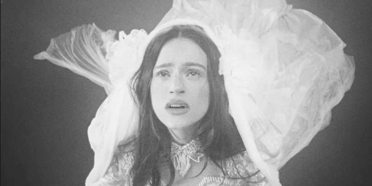 Rosal&iacute;a en el videoclip de 'Focu 'ranni'