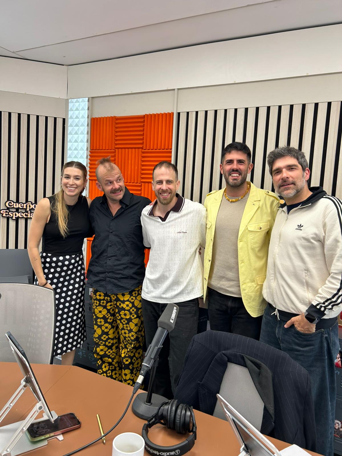 La entrevista de La Pegatina en 'Cuerpos espeicales'