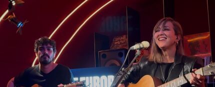 Nena Daconte en Local de Ensayo Europa FM