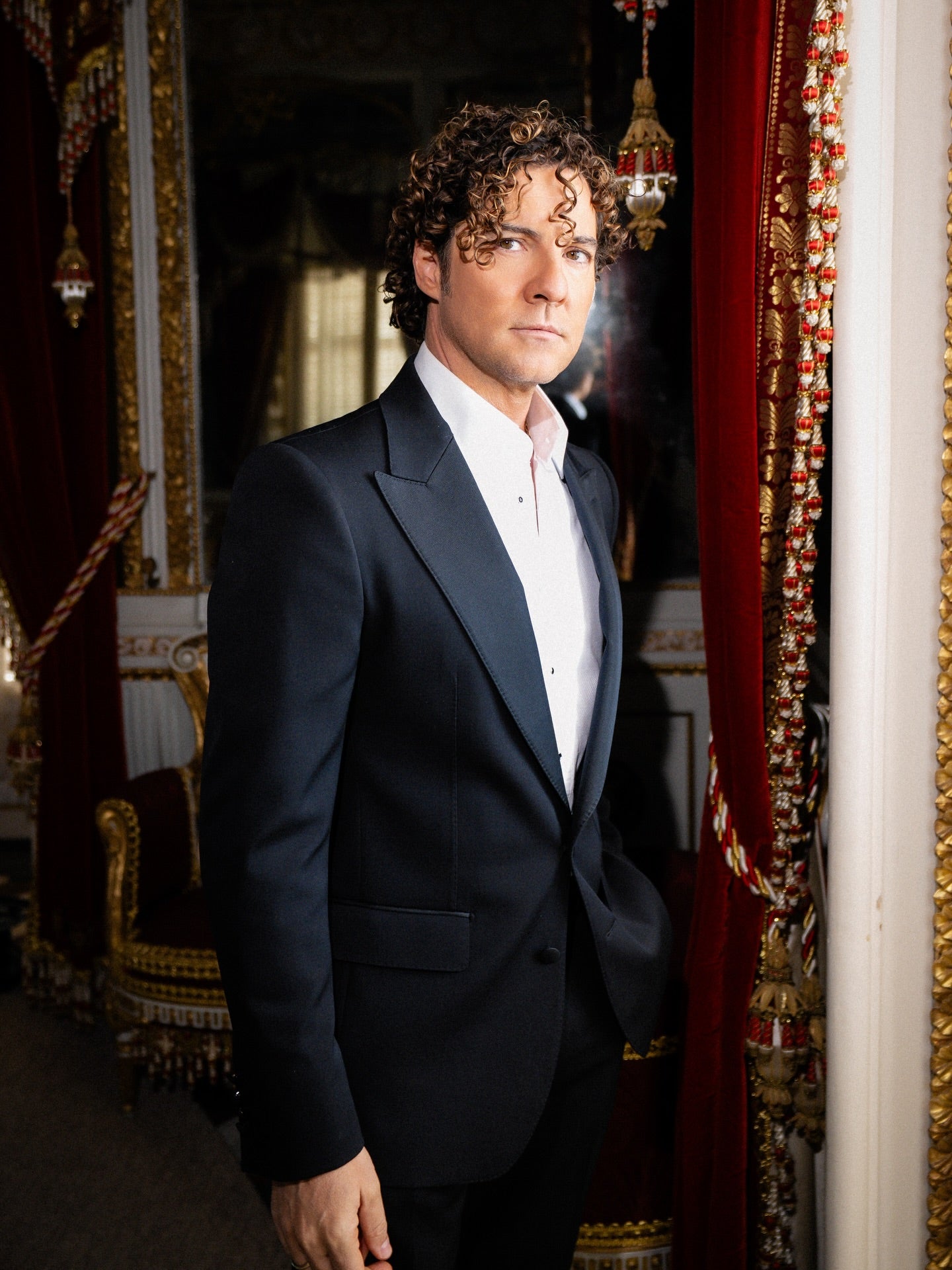 David Bisbal para el videoclip de 'Vivir así es morir de amor' David Bisbal para el videoclip de 'Vivir así es morir de amor'