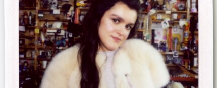 Amaia para la promoci&oacute;n de su Tiny Desk 