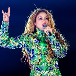 Shakira reivindica a las madres solteras en Copacabana Shakira reivindica a las madres solteras en Copacabana