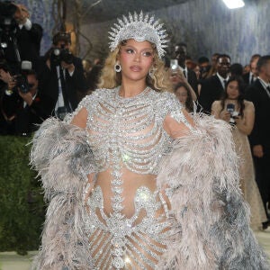 La lujosa reaparición de Beyoncé tras 10 años de ausencia La lujosa reaparición de Beyoncé tras 10 años de ausencia