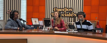 Fernando Vel&aacute;zquez con Eva Soriano y Nacho Garc&iacute;a en Cuerpos especiales