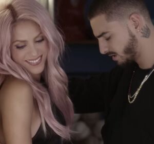 Maluma y Shakira en el videclip de 'Chantaje' Maluma y Shakira en el videclip de 'Chantaje'