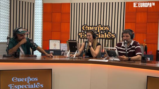 Nil Moliner, con Eva Soriano y Nacho Garc&iacute;a en 'Cuerpos especiales'