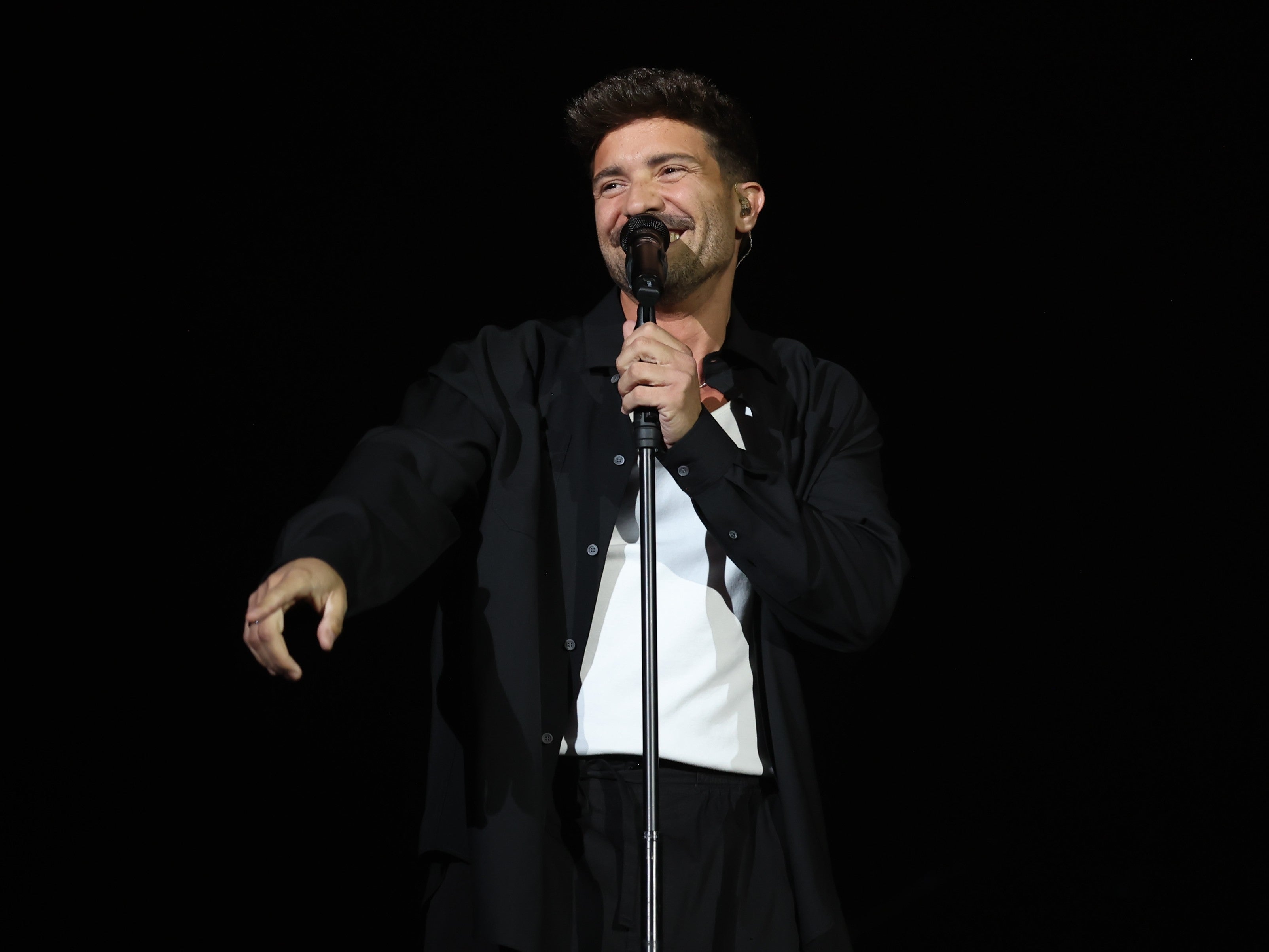 Un momento del concierto que Pablo Alborán ofrece en el Movistar Arena de Madrid Un momento del concierto que Pablo Alborán ofrece en el Movistar Arena de Madrid