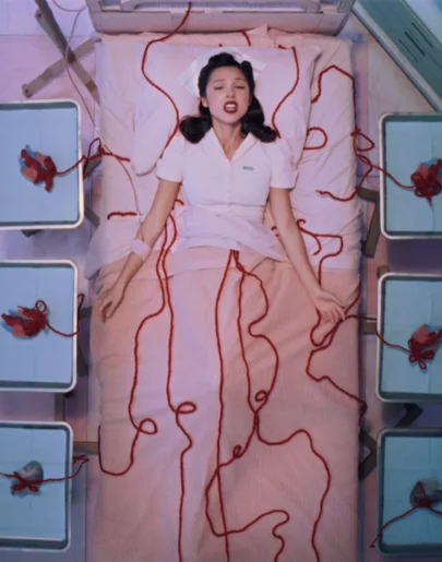 Olivia Rodrigo en el videolcip de 'the cure' Olivia Rodrigo en el videolcip de 'the cure'