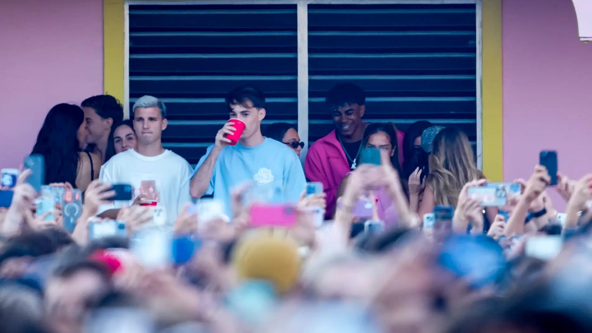 Lamine Yamal en el concierto de Bad Bunny en Barcelona Lamine Yamal en el concierto de Bad Bunny en Barcelona
