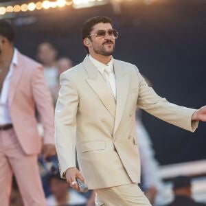 El huracán Bad Bunny aterriza en Barcelona con Bad Gyal como invitada El huracán Bad Bunny aterriza en Barcelona con Bad Gyal como invitada