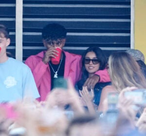 El jugador del FC Barcelona Lamine Yamal y su novia Ines García en el concierto de Bad Bunny en Barcelona El jugador del FC Barcelona Lamine Yamal y su novia Ines García en el concierto de Bad Bunny en Barcelona