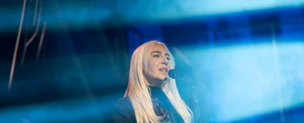 ¡Qué barbaridad! Mónica Naranjo sorprende cantando su nuevo tema en El Hormiguero ¡Qué barbaridad! Mónica Naranjo sorprende cantando su nuevo tema en El Hormiguero