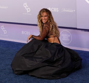 Karol G en la alfombra de los American Music Awards 2026 Karol G en la alfombra de los American Music Awards 2026