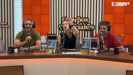 Roberto Leal con Eva Soriano y Nacho Garc&iacute;a en Cuerpos especiales
